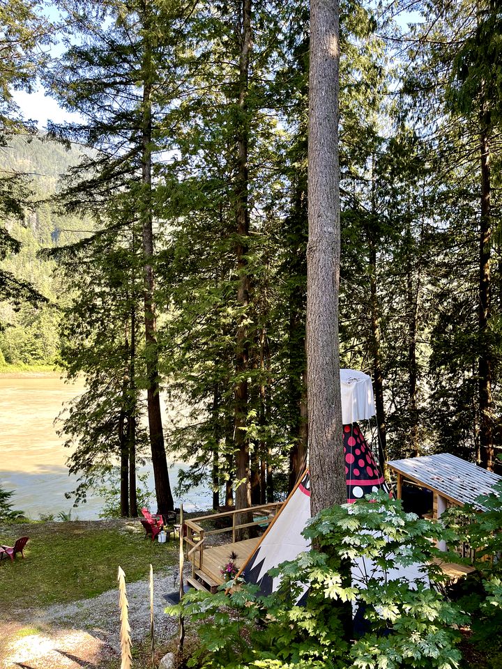 Tipis (Canada, Hope, British Columbia)