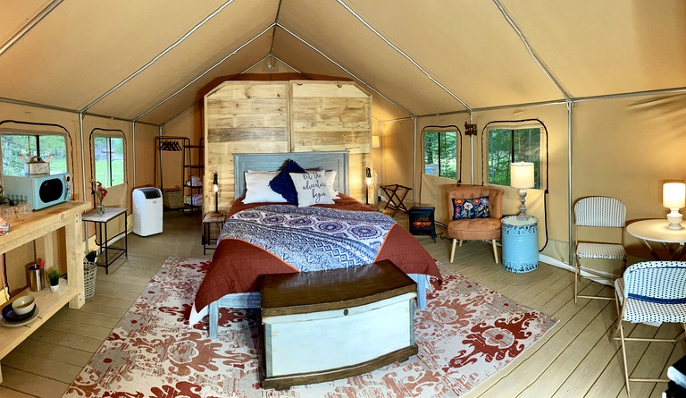 Safari Tents (Springfield, Vermont, United States of America)