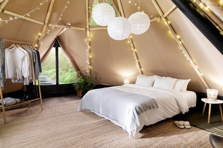 Tipis (Bozeman, Montana, United States of America)