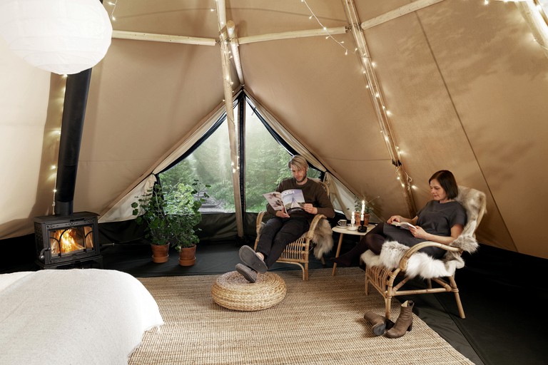 Tents (Bozeman, Montana, United States of America)