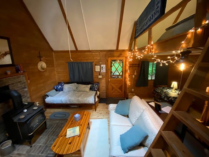 Cabins (Le Roy, Michigan, United States of America)