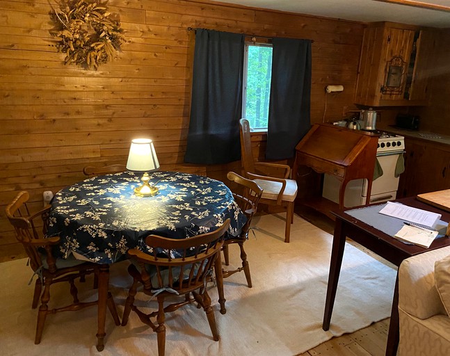 Cabins (Le Roy, Michigan, United States of America)