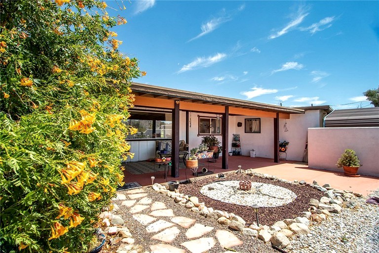 Vacation Rentals (Joshua Tree, California, United States of America)