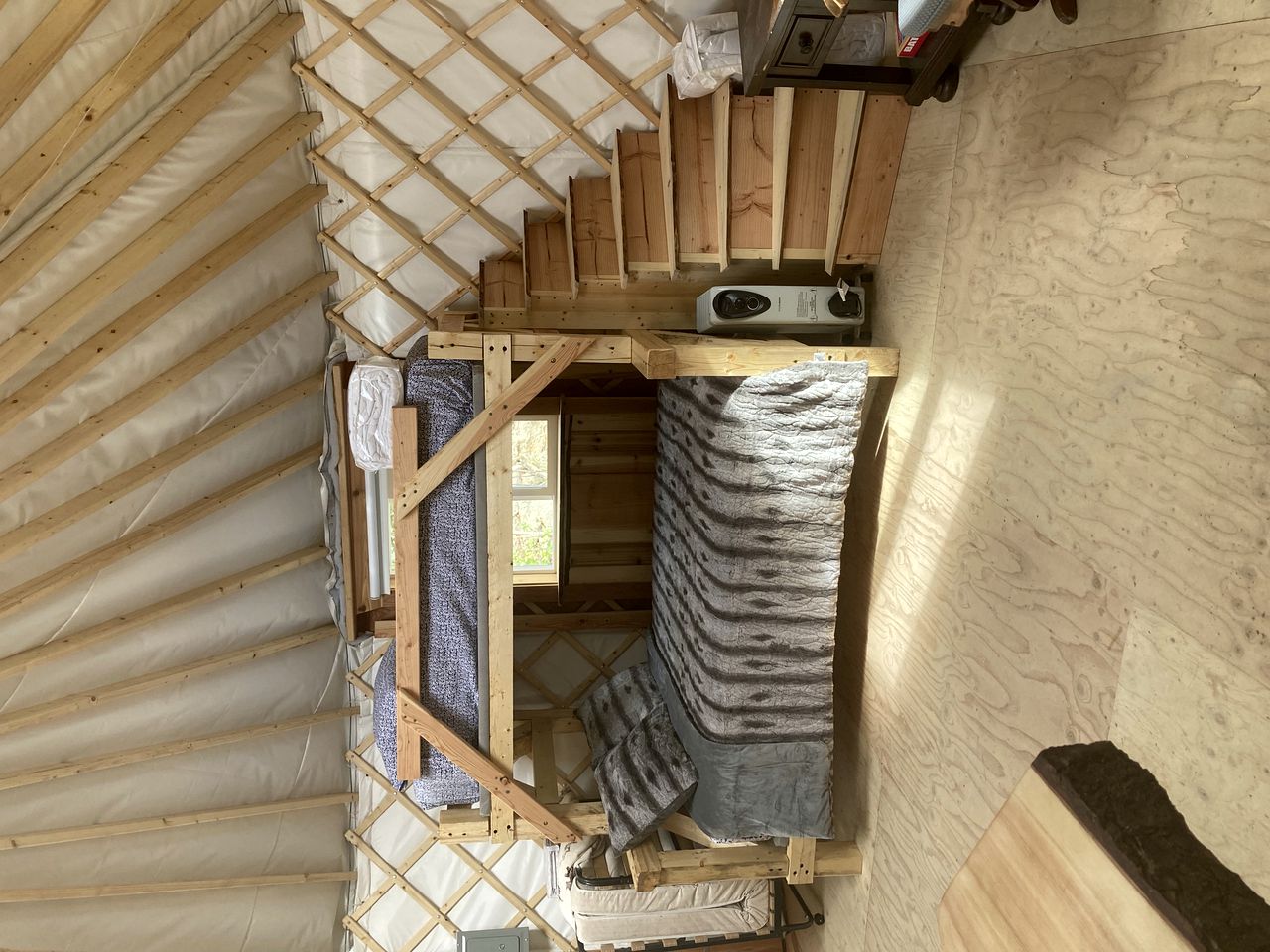 Yurts (Alaska, United States of America)