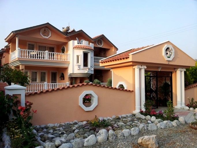 Villas (Aegean Region, Turkey)