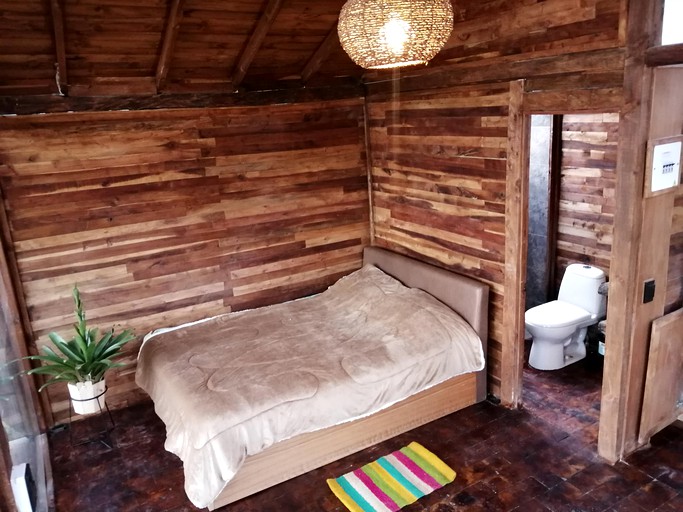 Cabins (Colombia, Tabio, Bogota)