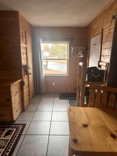 Cabins (United States of America, Ocqueoc, Michigan)