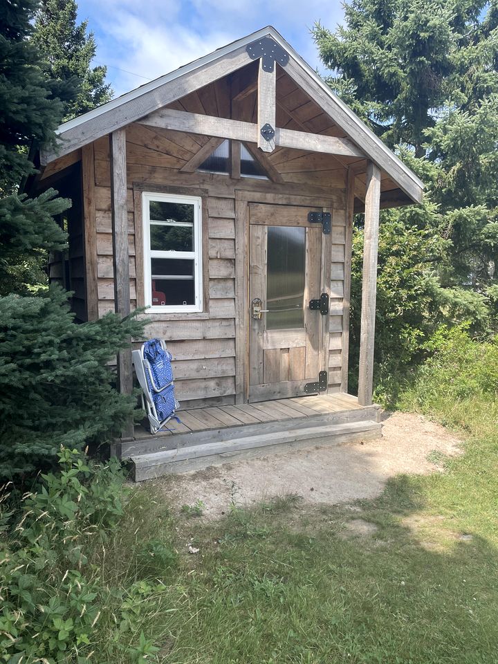 Cozy Wooden Pod Nestled Amidst Trees in Ingonish Beach, Nova Scotia