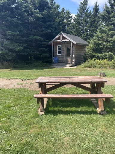 Pods (Canada, Ingonish Beach, Nova Scotia)