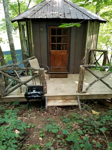 Tree Houses (United States of America, Crumpler, North Carolina)