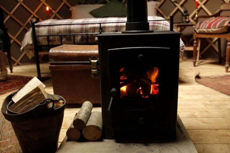 Yurts (Hampshire, England, United Kingdom)