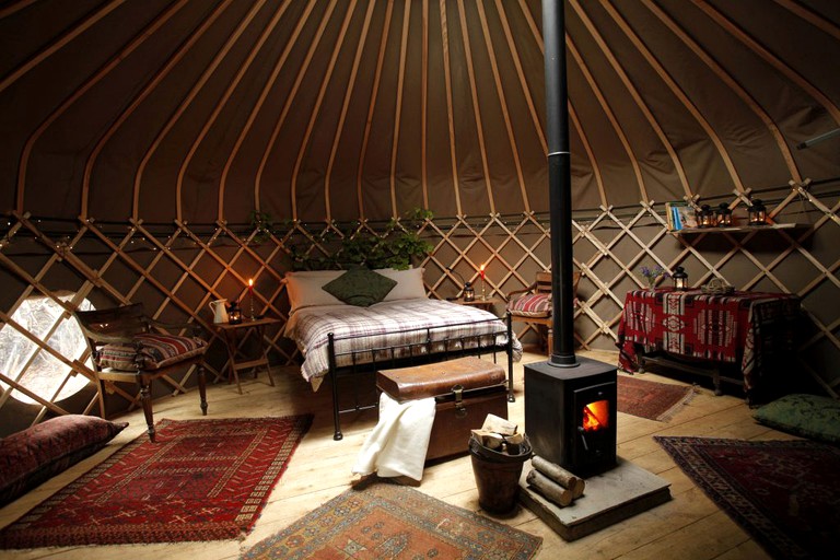 Yurts (Hampshire, England, United Kingdom)