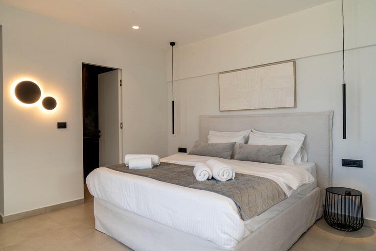Vacation Rentals (Greece, Chersonisos, Crete)