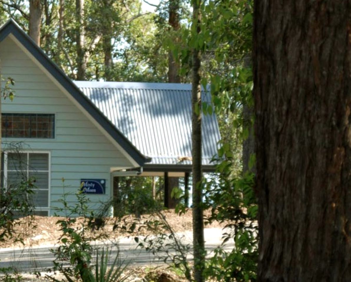 Cabins (Sunshine Coast, Queensland, Australia)