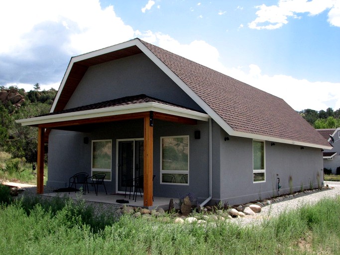 Cabins (Buena Vista, Colorado, United States)