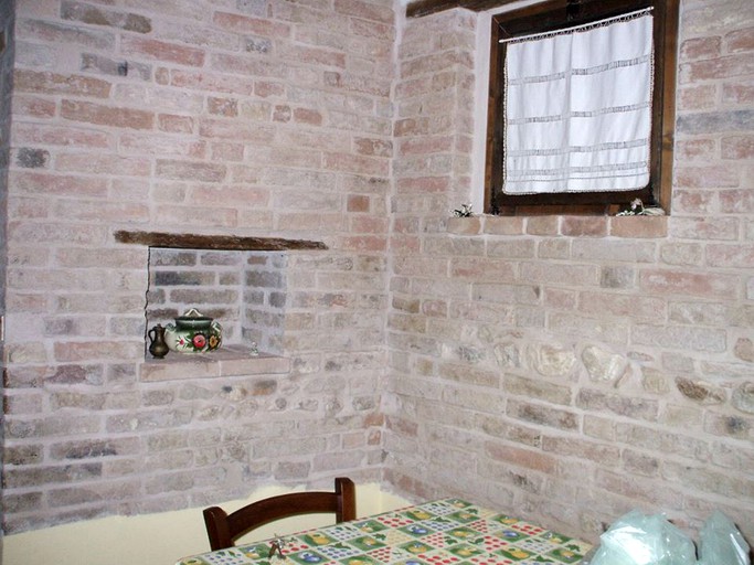 Nature Lodges (Macerata, Marche, Italy)
