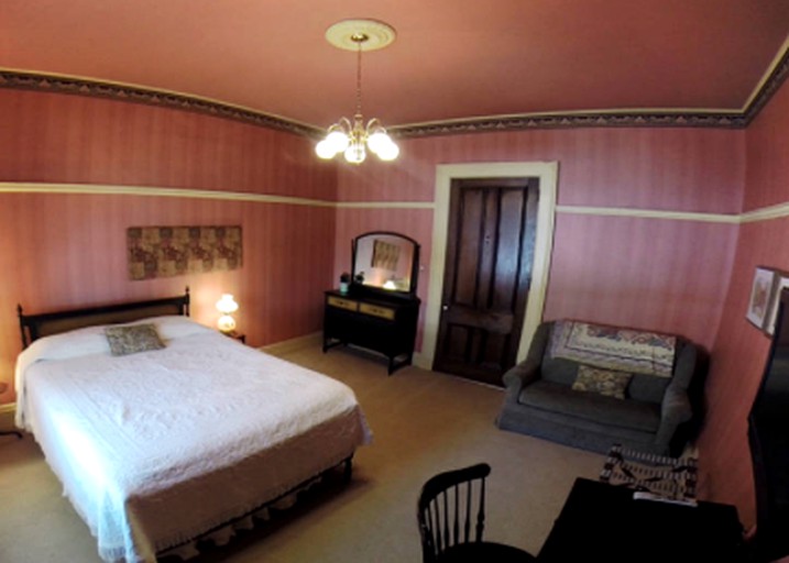 Nature Lodges (Rutland, Vermont, United States)