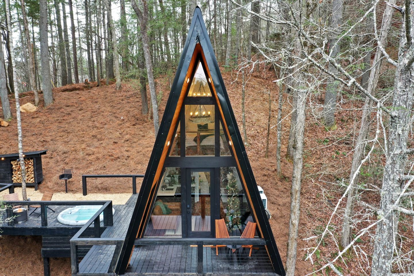 Intimate Private A-Frame with Spa and Beautiful Outdoor Living in Georgia