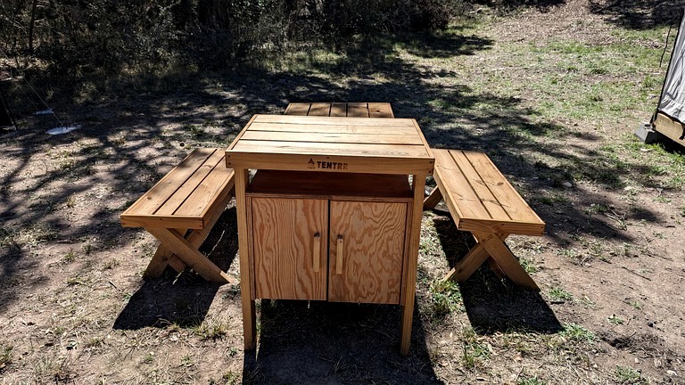 Snug Safari Tent for Glamping Getaways to Texas Hill Country | Safari Tents (Bandera, Texas, United States of America)