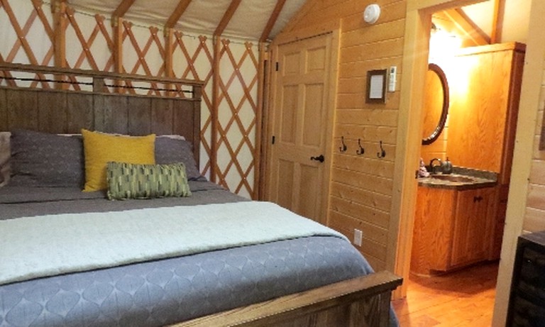 Yurts (United States of America, Bryson City, North Carolina)