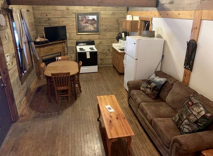 Cabins (United States of America, Monterville, West Virginia)