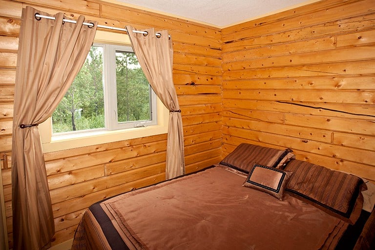 Nature Lodges (Whitehorse, Yukon, Canada)