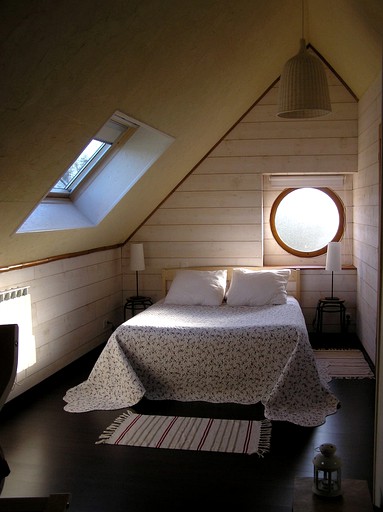 Cabins (Ploemel, Brittany, France)