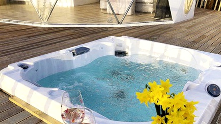 Unique Luxury Camping Dome with a Hot Tub on Madeira Island, Portugal | Domes (Prazeres, Madeira, Portugal)