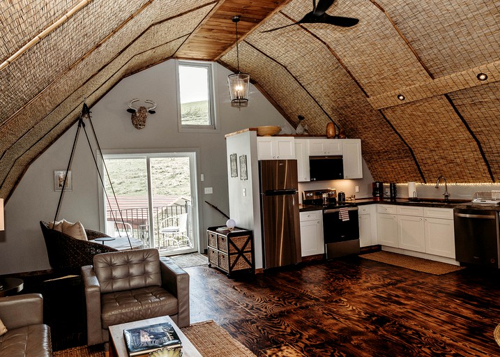 Barns (United States of America, Sugar Grove, North Carolina)