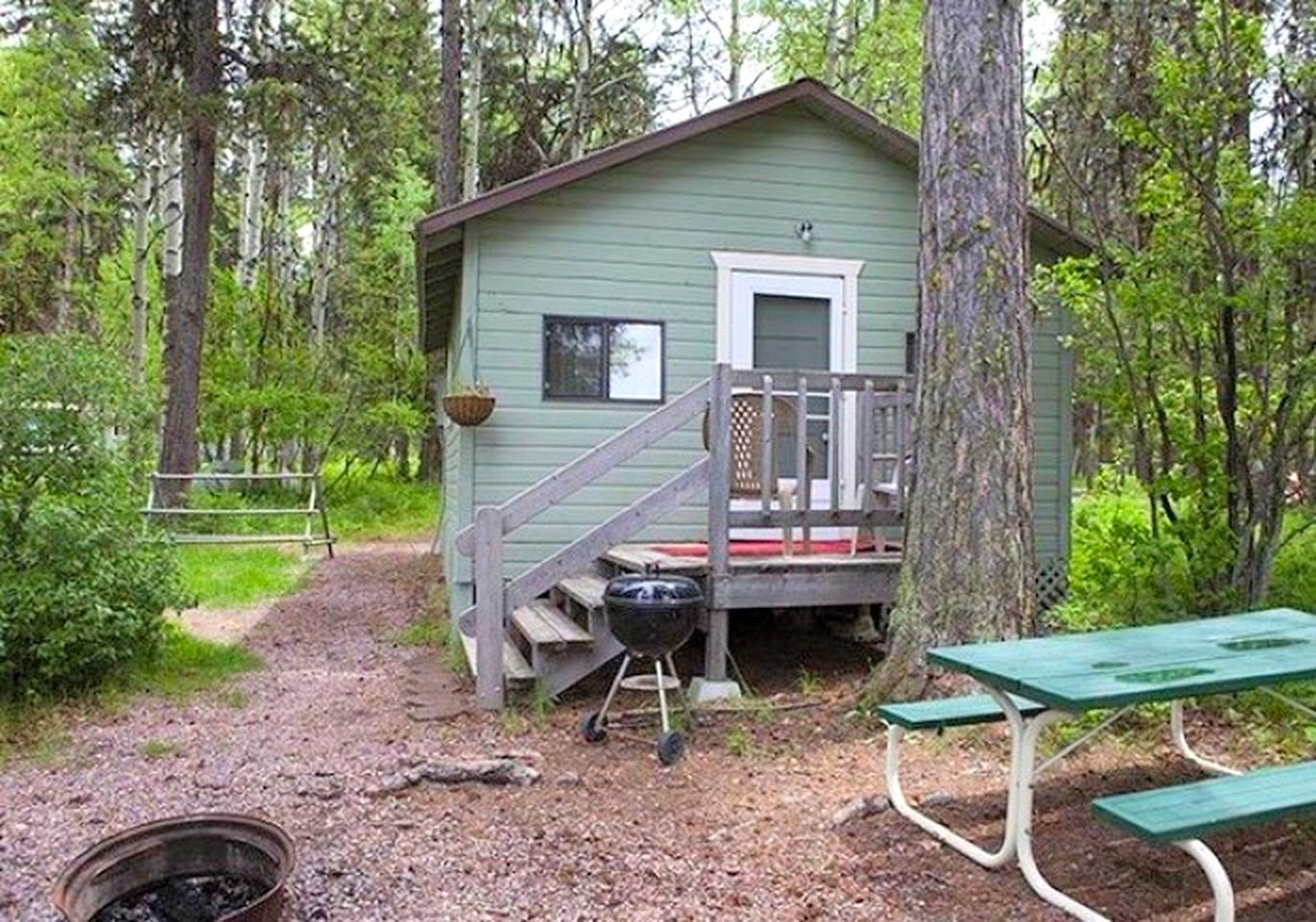 Cabins (Seeley Lake, Montana, United States)