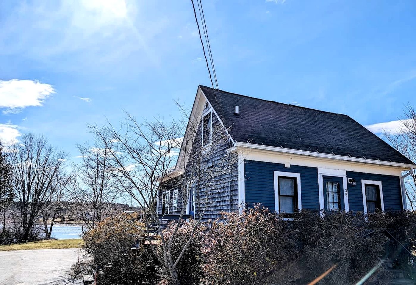 Cozy Waterfront Cottage with Private Beach and Fire Pit Near Gouldsboro, Maine