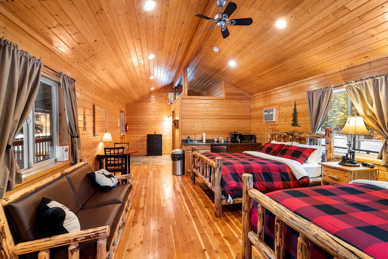 Vacation Rentals (United States of America, Childs, Montana)