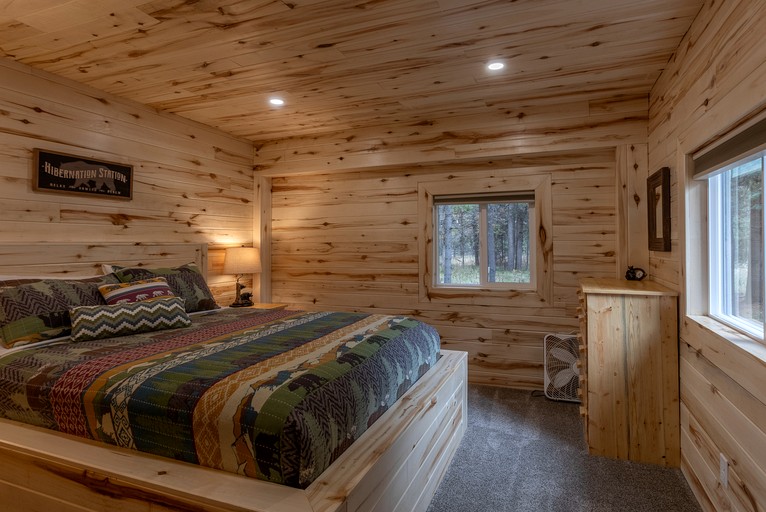 Log Cabins (United States of America, --, Idaho)