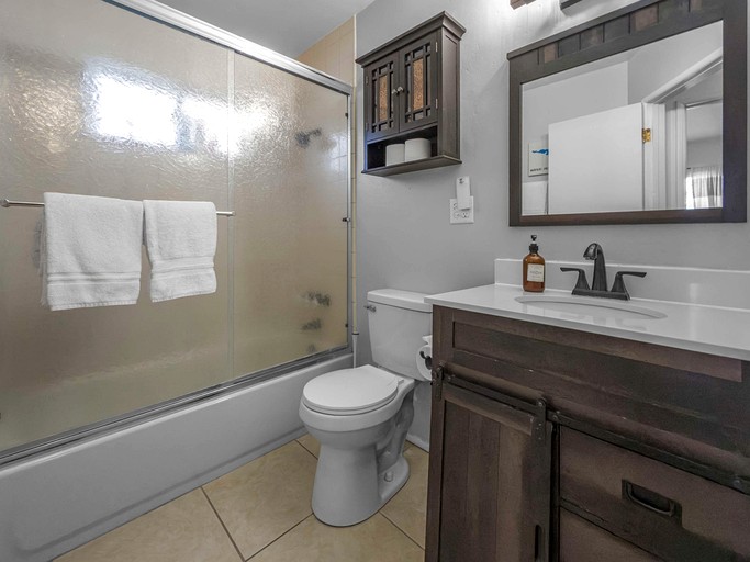 Cabins (United States of America, Big Bear, California)