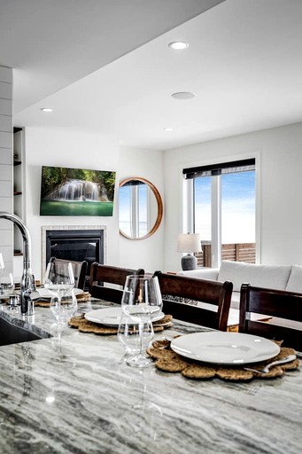 Beach Houses (Canada, Leamington, Ontario)