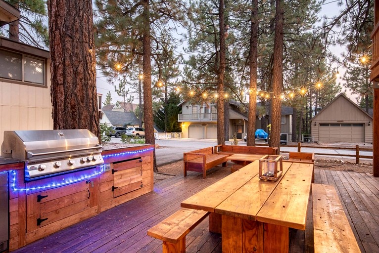Cabins (United States of America, Big Bear Lake, California)