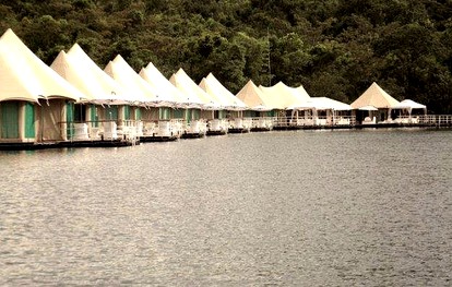 Boats & Floating Homes (Koh Andet Island, Koh Kong Province, Cambodia)