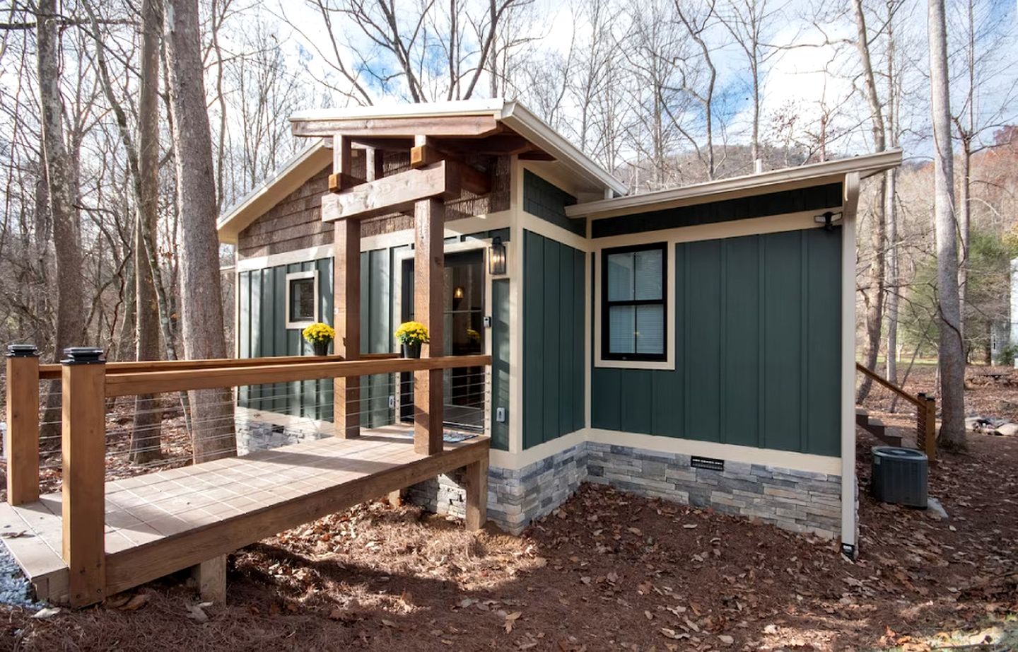 Cabins (United States of America, Franklin, North Carolina)