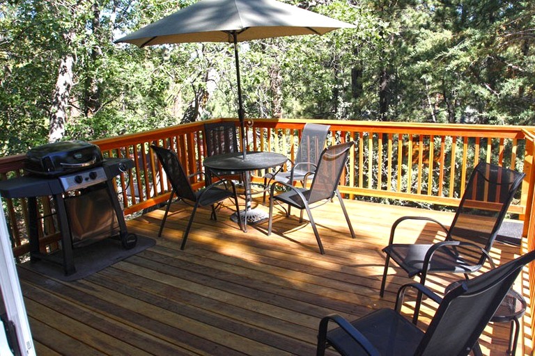 Cabins (United States of America, Big Bear Lake, California)