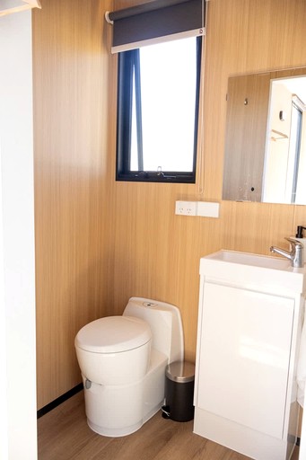 Vacation Rentals (Australia, --, --)