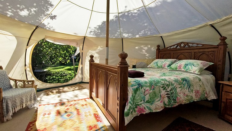 Bell Tents (New Zealand, Waiheke Island, North Island)