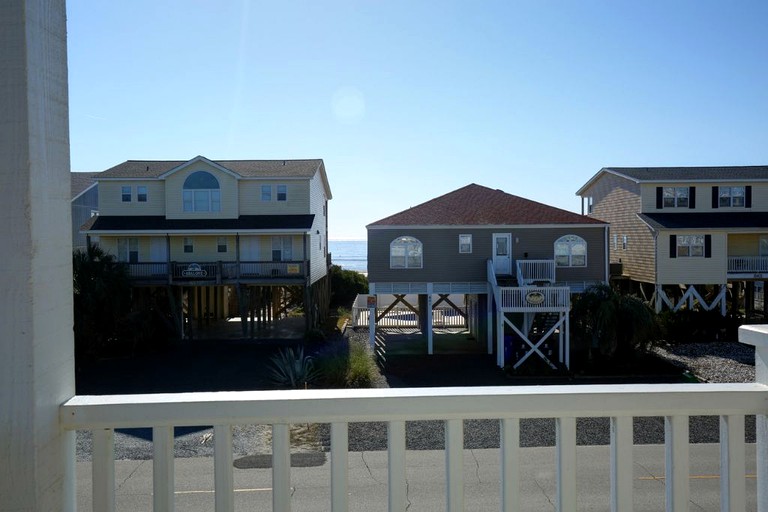Beach Houses (Holden Beach, North Carolina, United States)