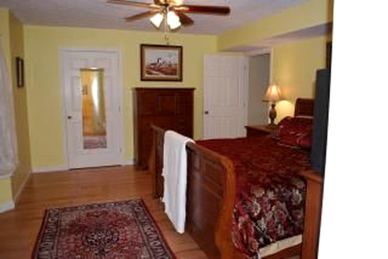 Vacation Rentals (New Castle, Virginia, United States)
