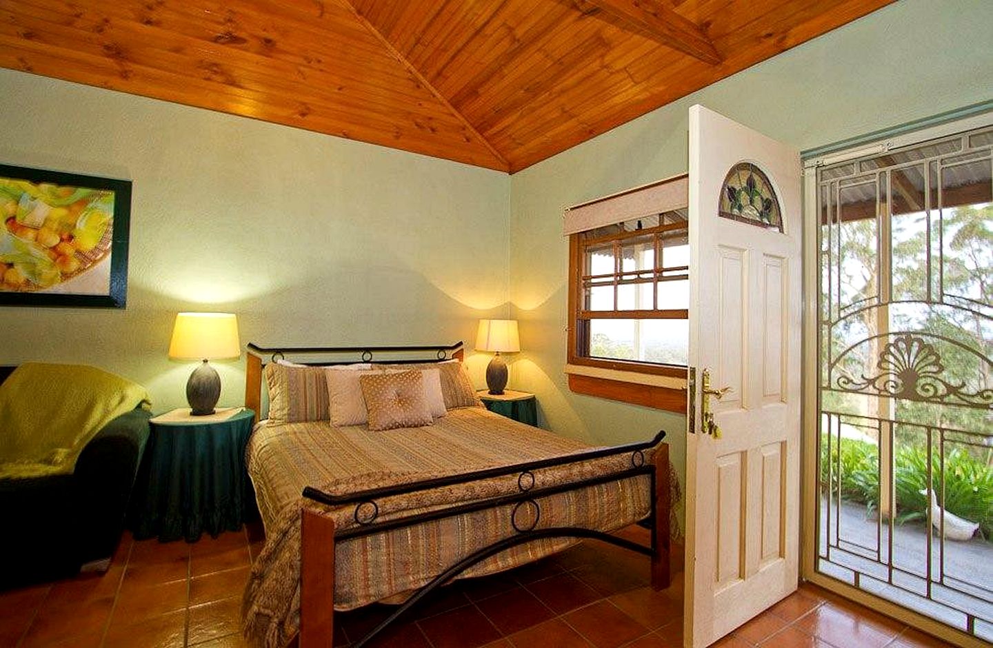 Bed and Breakfast Cottage Nestled in Hunter Valley, New South Wales | Nature Lodges (Mount View, New South Wales, Australia)