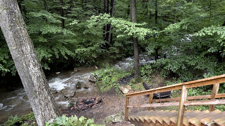 Cabins (United States of America, Bruceton Mills, West Virginia)