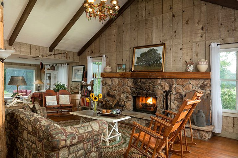 Nature Lodges (Cat Spring, Texas, United States)
