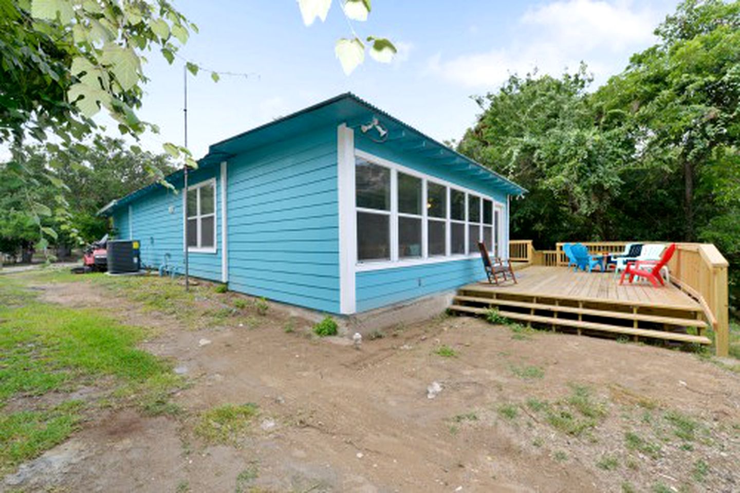 Cabins (New Braunfels, Texas, United States)