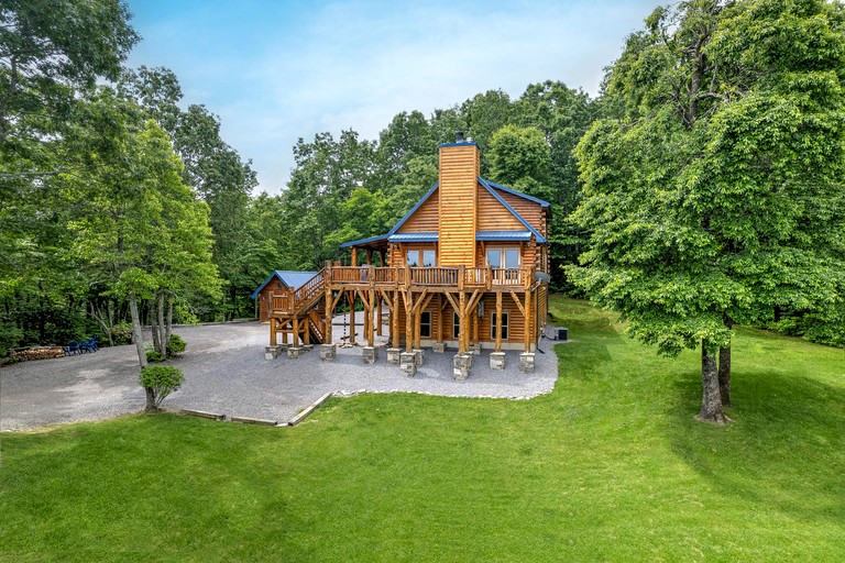 Log Cabins (United States of America, Black Mountain, North Carolina)