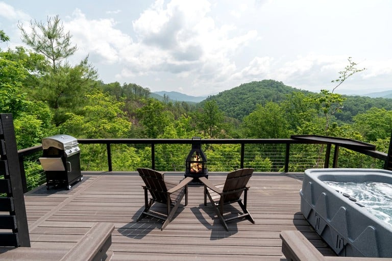 Domes (United States of America, Townsend, Tennessee)