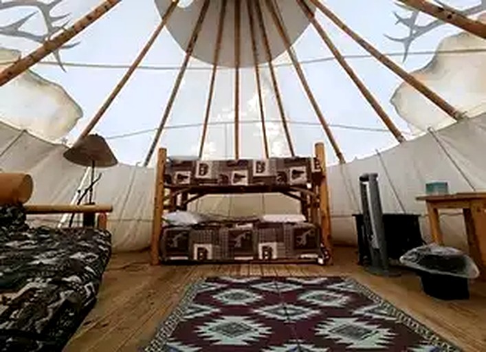 Buffalo Tipi #1 | Vacation Rentals (Hall, Montana, United States of America)